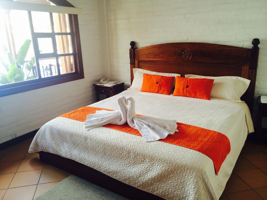 Hosteria El Imperio Real Salcedo Dış mekan fotoğraf