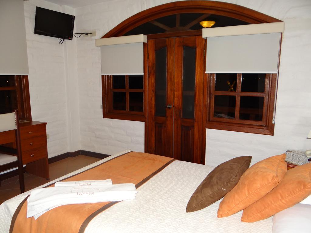 Hosteria El Imperio Real Salcedo Dış mekan fotoğraf